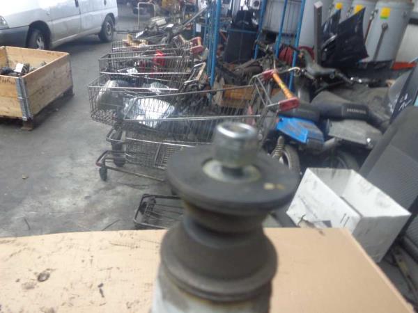 AMORTISSEUR ARRIERE RENAULT CLIO 4 5PORTES - Vue 2